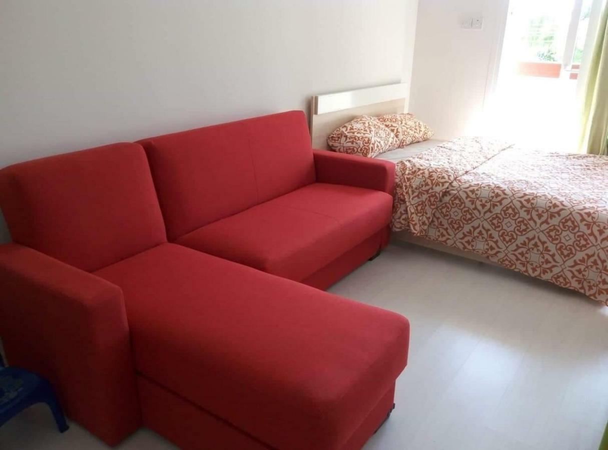 Long Beach Holiday Apartments Trikomo 외부 사진
