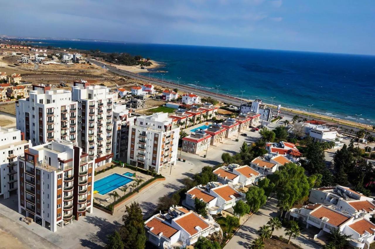 Long Beach Holiday Apartments Trikomo 외부 사진