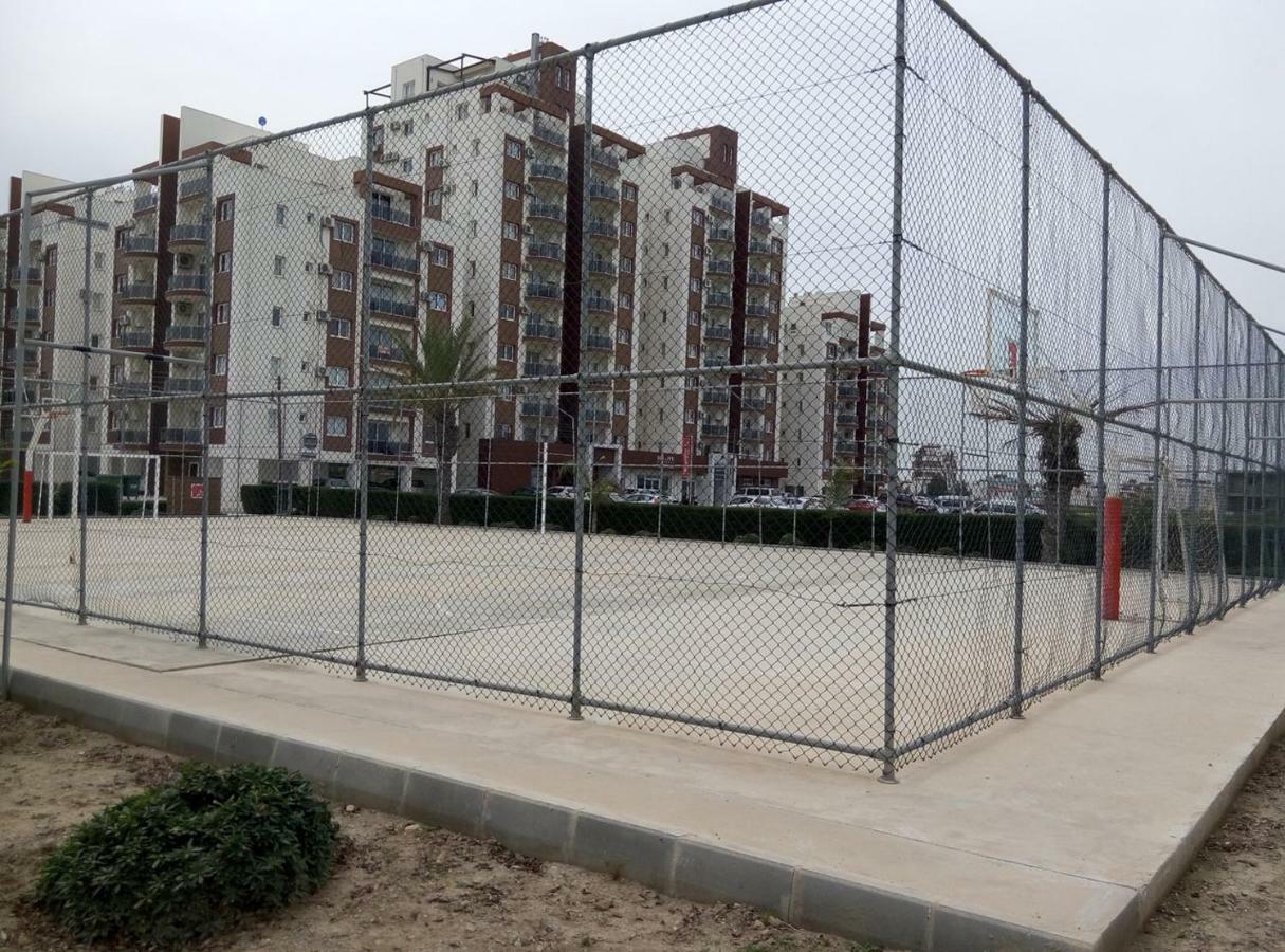 Long Beach Holiday Apartments Trikomo 외부 사진