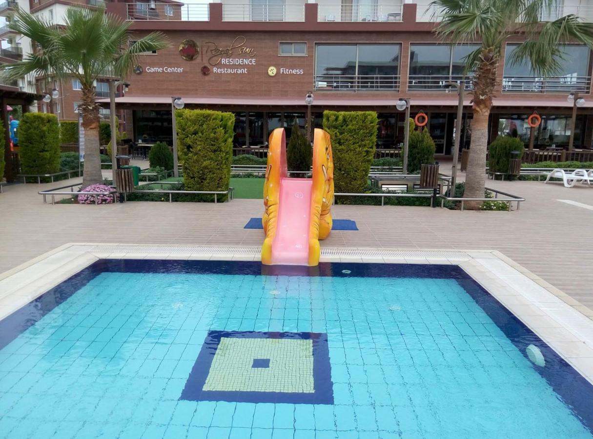 Long Beach Holiday Apartments Trikomo 외부 사진